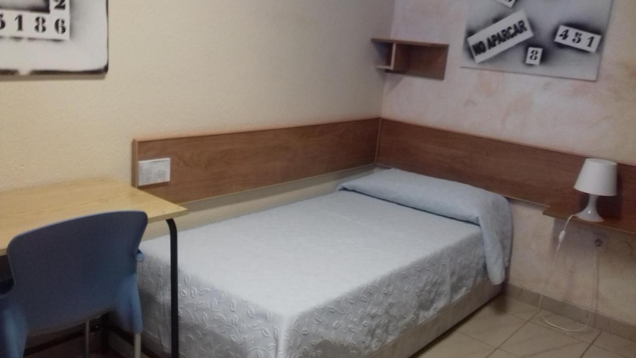 Residencia Diego Martinez Palencia Esterno foto
