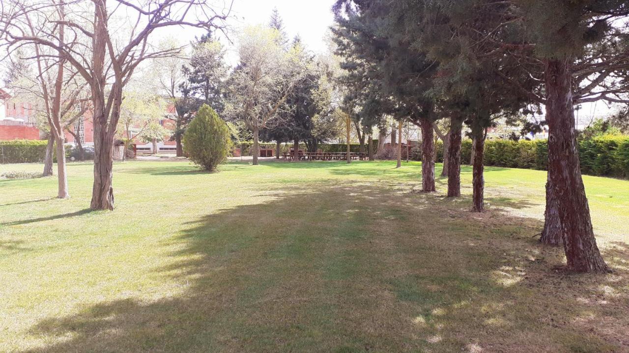 Residencia Diego Martinez Palencia Esterno foto